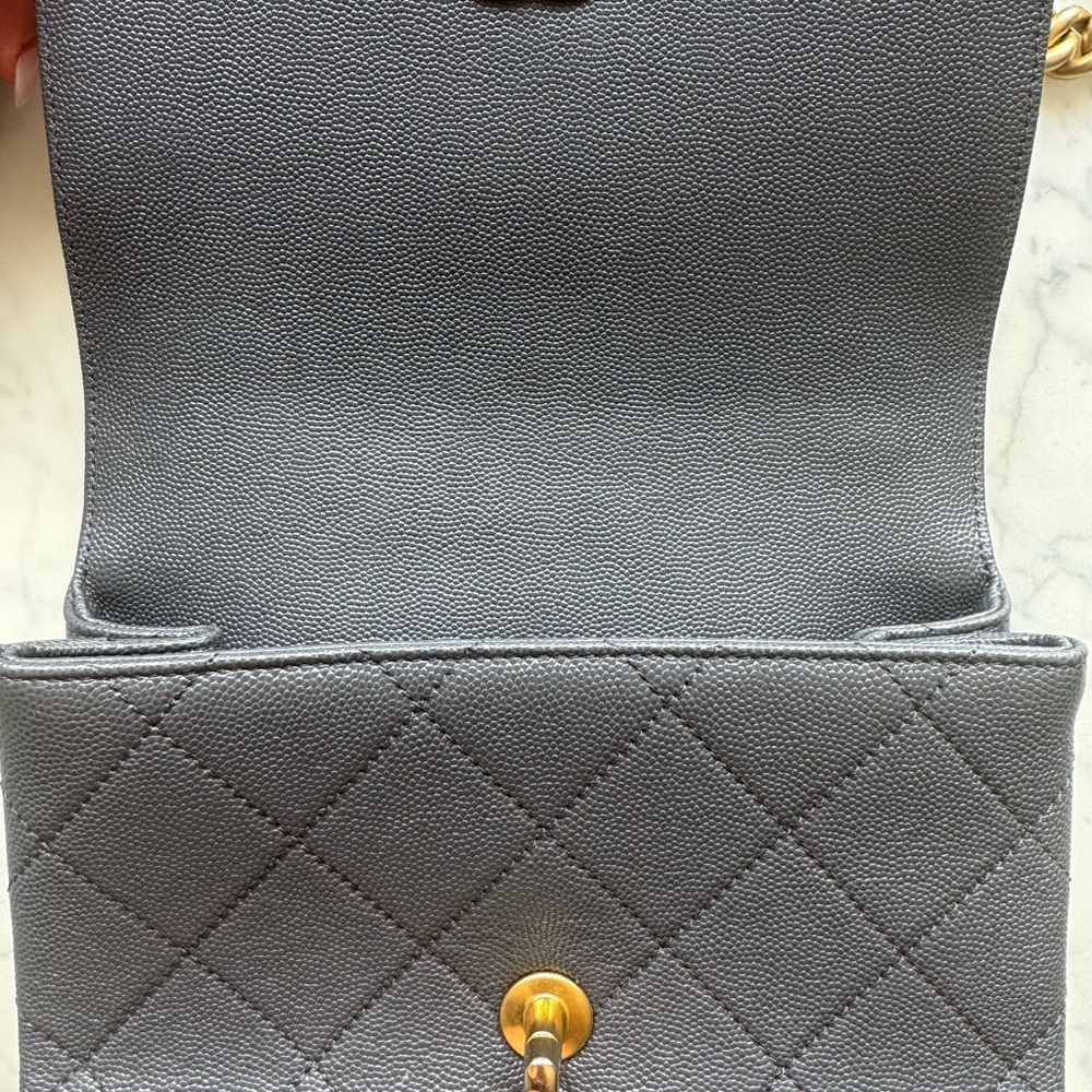 CHANEL Shoulder Bag leather Grained calfskin Gray - Picture 16 of 16